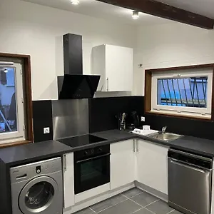  Hébergement de vacances Maison Toute Equipee A La Varenne France